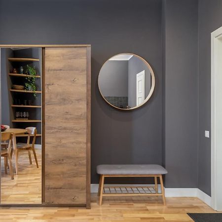Romantic And Spacious Apartment In Riga Old Town Dış mekan fotoğraf